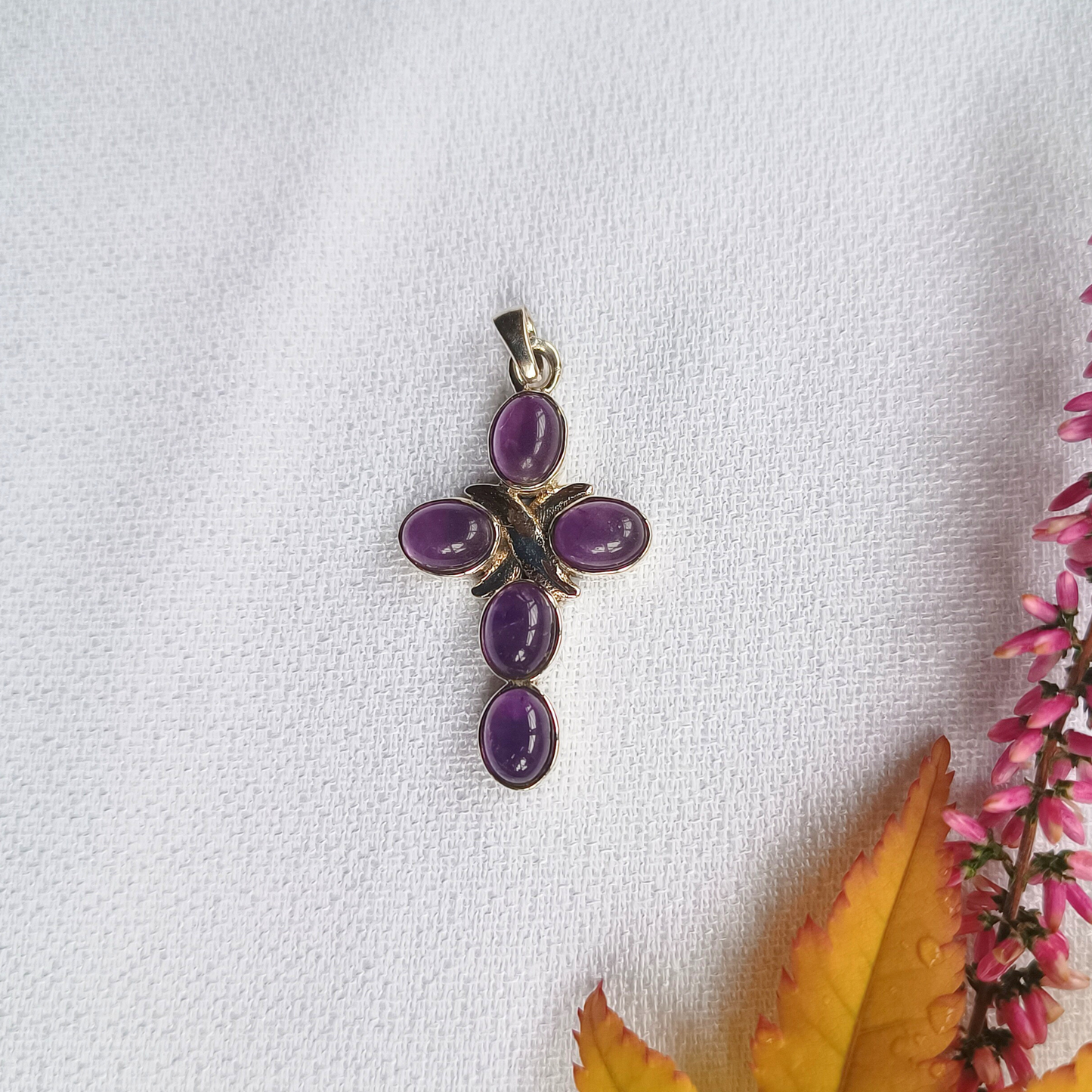 Amethyst Anhänger in Kreuzform