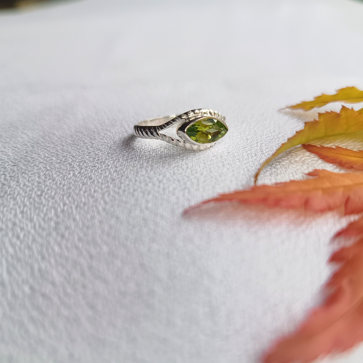 Peridot-Ring Gr. 57