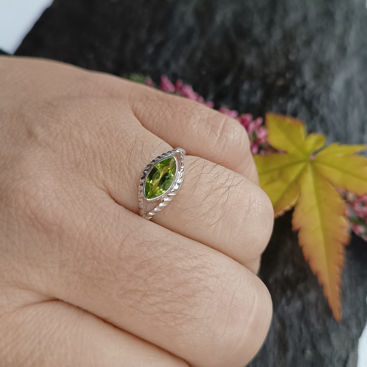 Peridot-Ring Gr. 57
