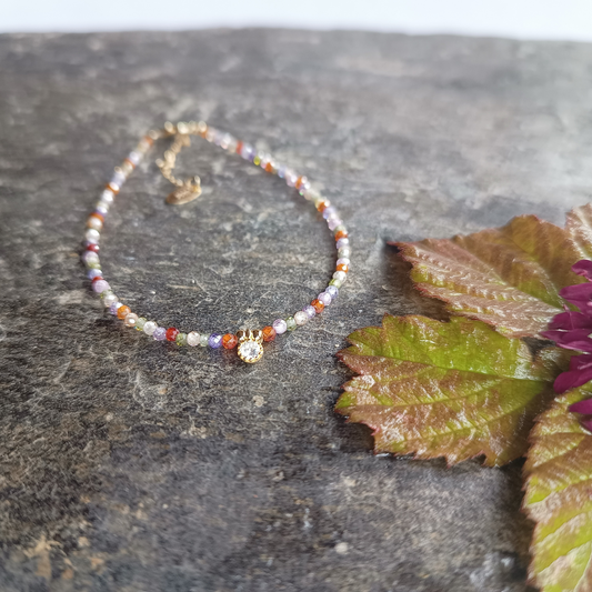 Multicolor Armband mit vergoldeten Anhänger