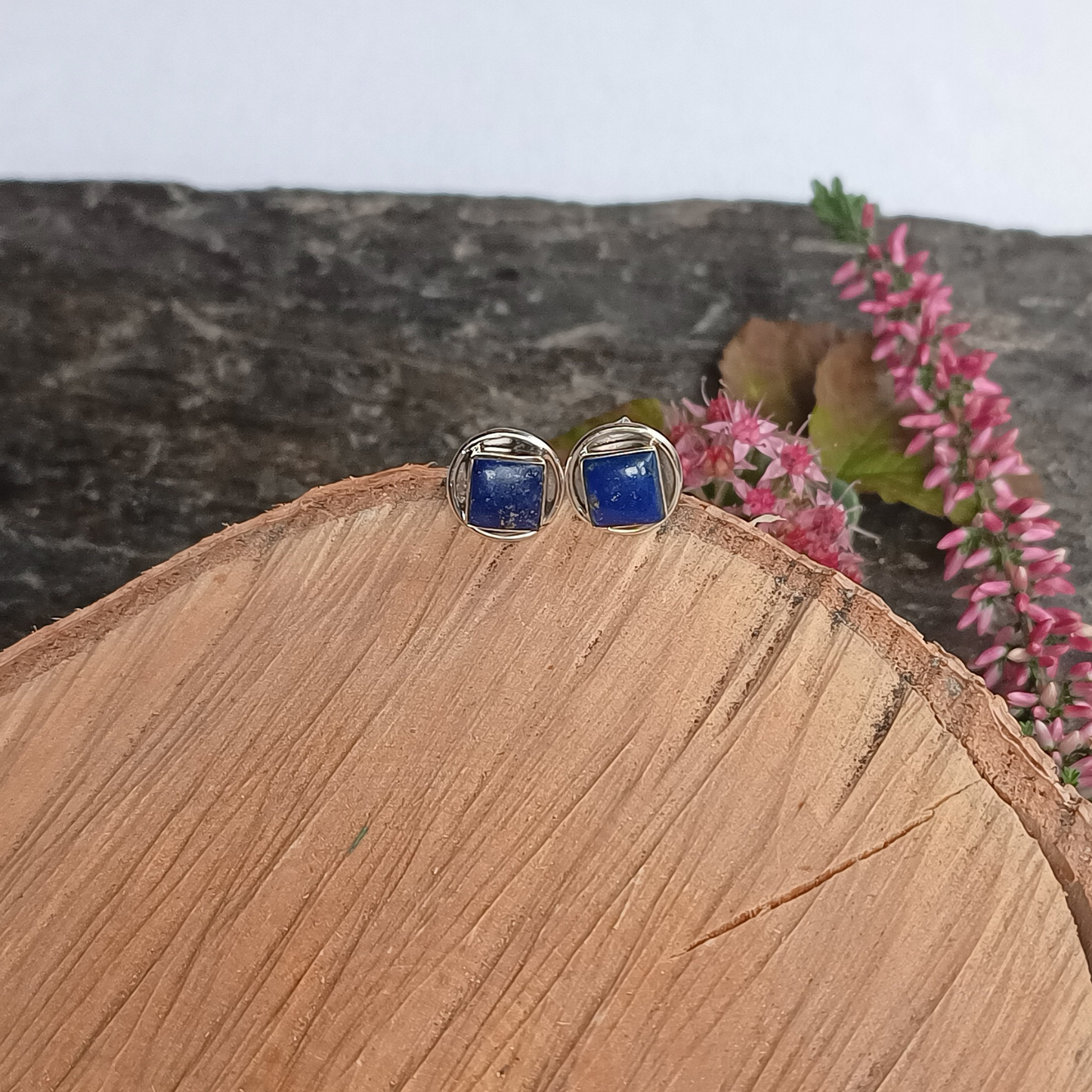 Ohrstecker mit Lapis Lazuli
