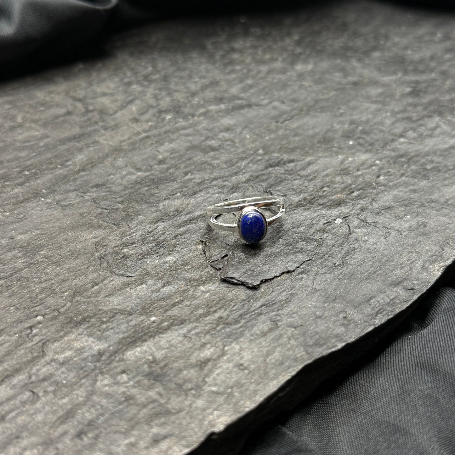 Lapis Lazuli-Ring, oval, Cabochon Gr. 54