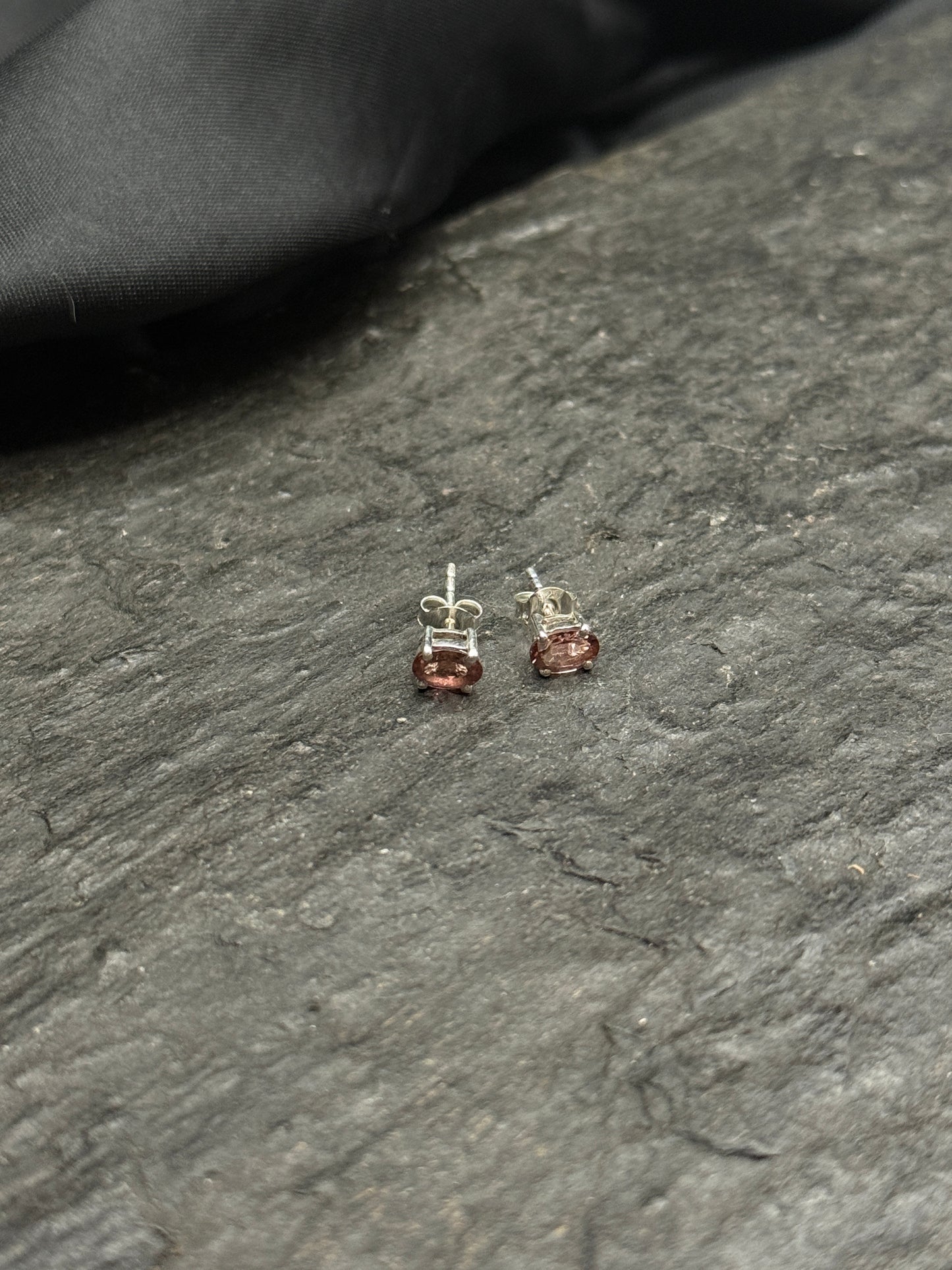 Turmalin Ohrstecker rosa (Rubbelith)