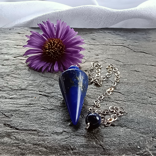 Pendel aus Lapislazuli