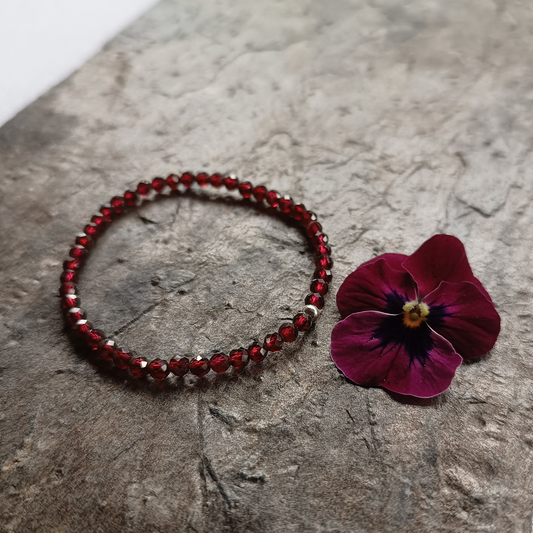 Granat Armband Kugeln, facettiert Ø 4mm