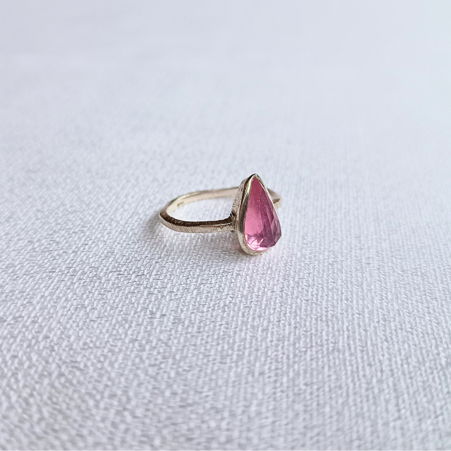 Rubellit-Ring, Tropfen, facettiert, Gr. 55