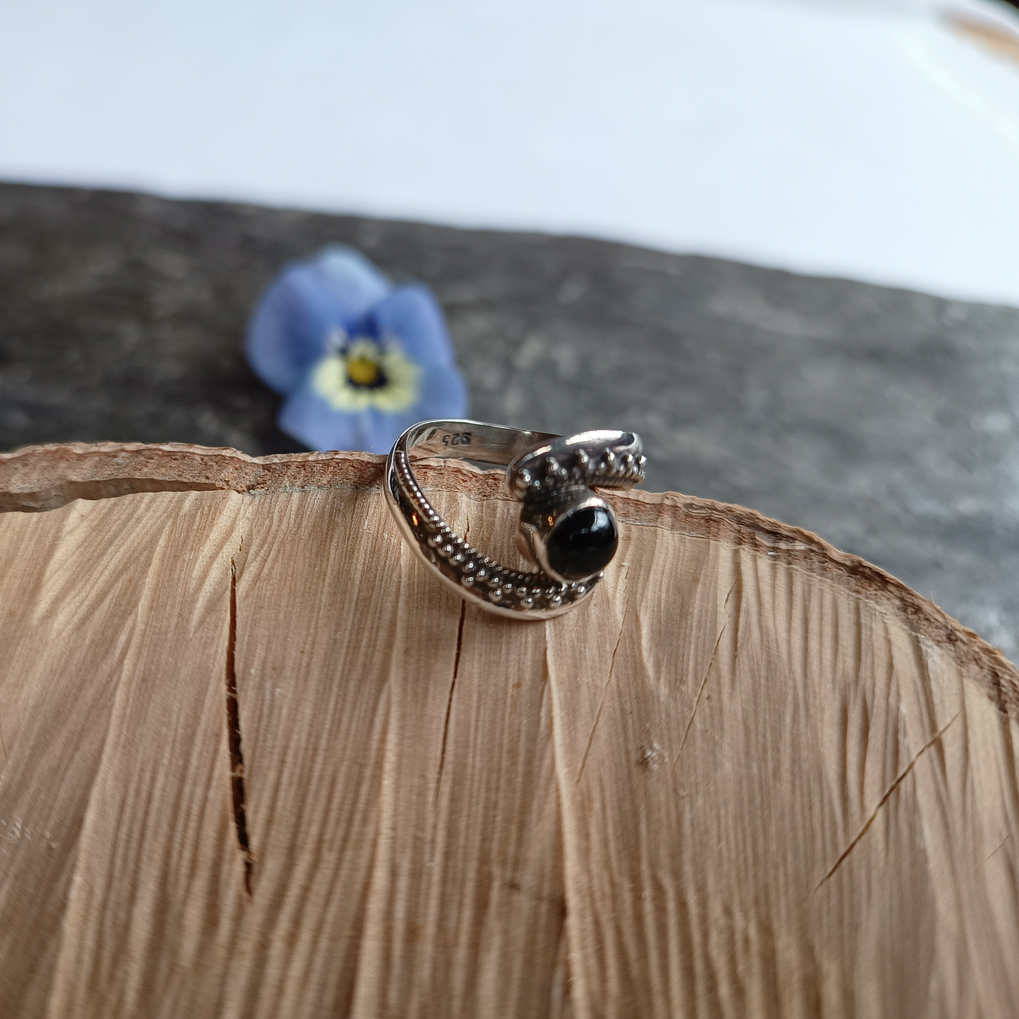 Onyx-Ring, Tropfen, Cabochon, Gr. 54