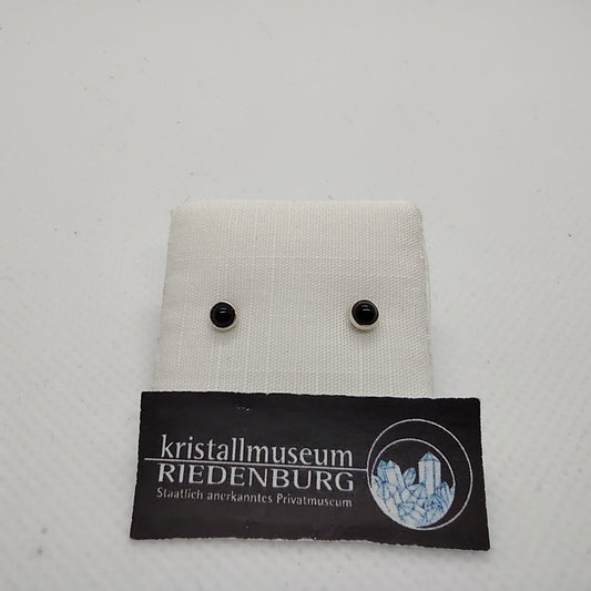 Onyx Ohrstecker in Silberfassung