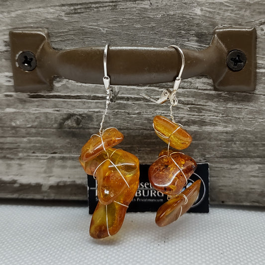 Bernstein-Ohrhänger mit Silber