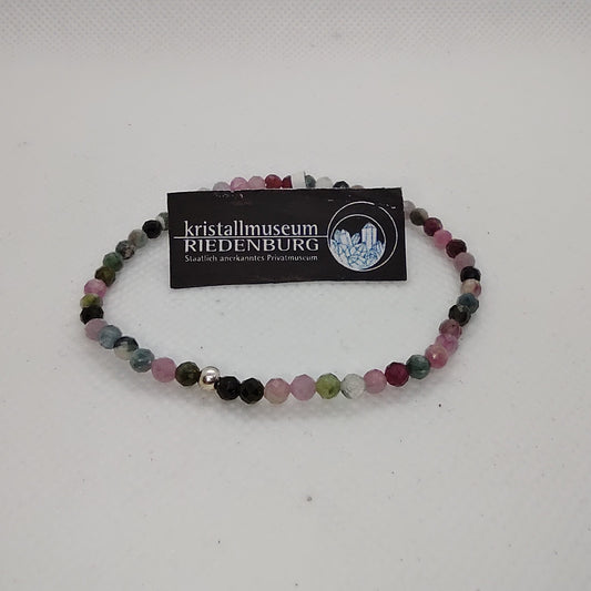 Armband aus bunten, facettierten Turmalinkugeln