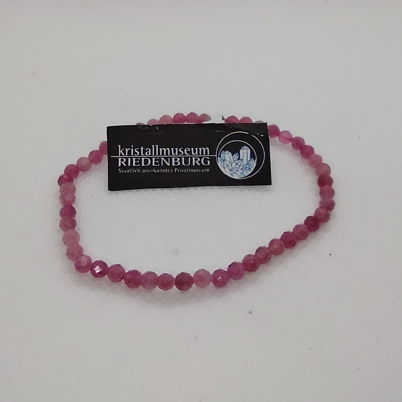 Armband aus roten, facettierten Turmalinkugeln, Rubellit