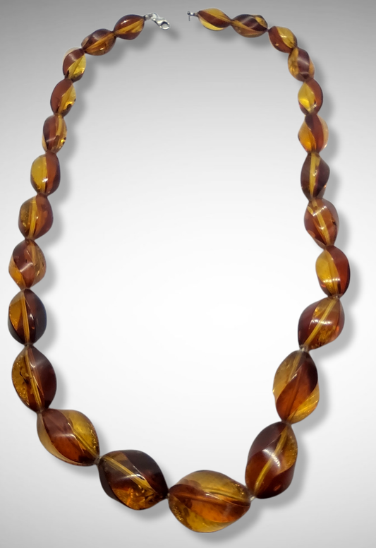 Ausgefallene, zweifarbige Bernsteinkette