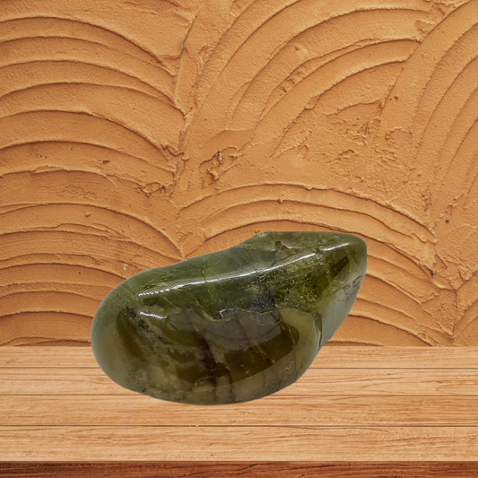 Peridot / Olivin / Chrysolith - Gleichgewicht