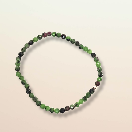 Zoisit mit Rubin Armband, facettierte Kugeln