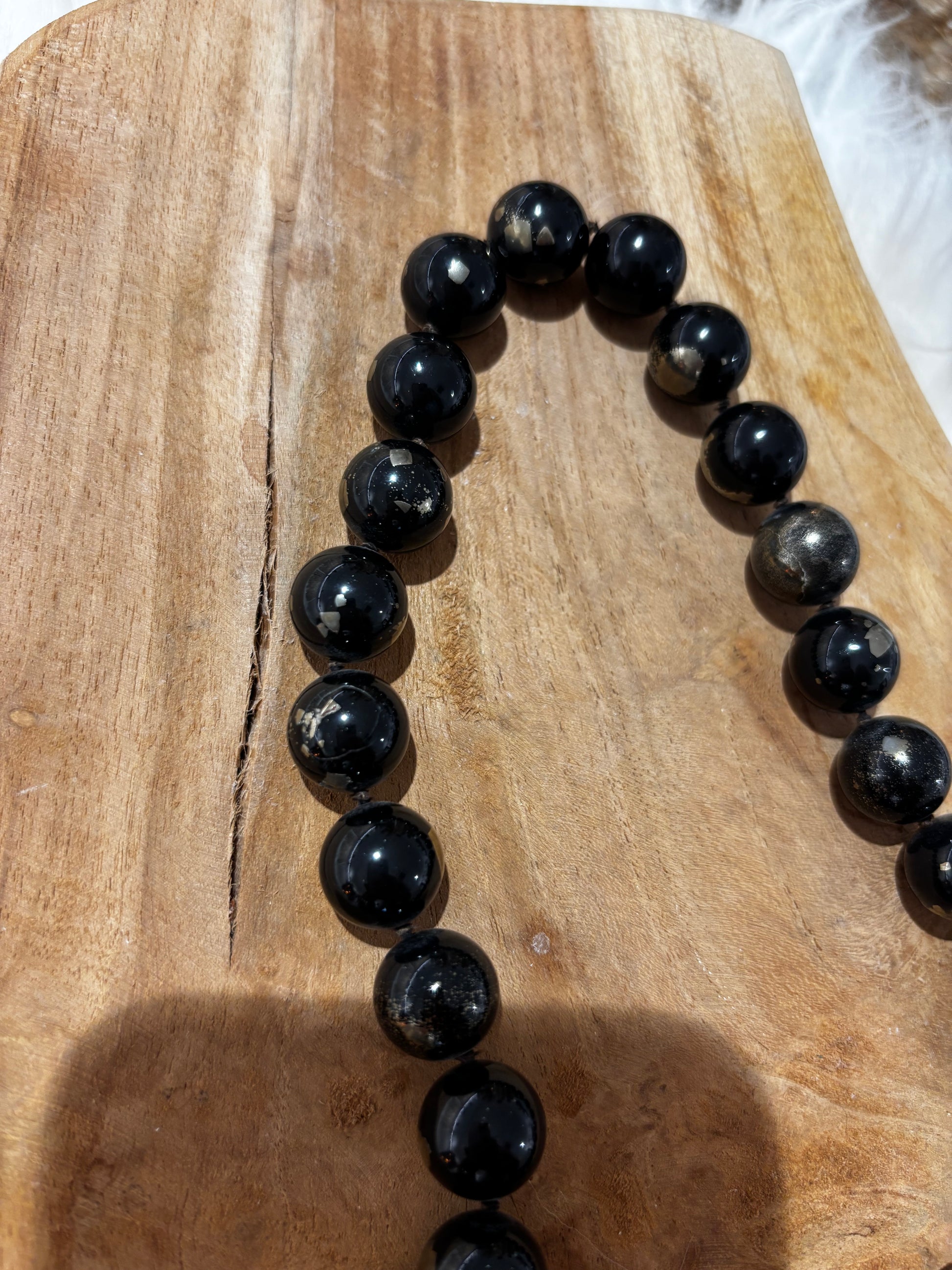 Schiefer-Pyrit-Kette aus Kugeln, geknüpft - Scholz GmbH