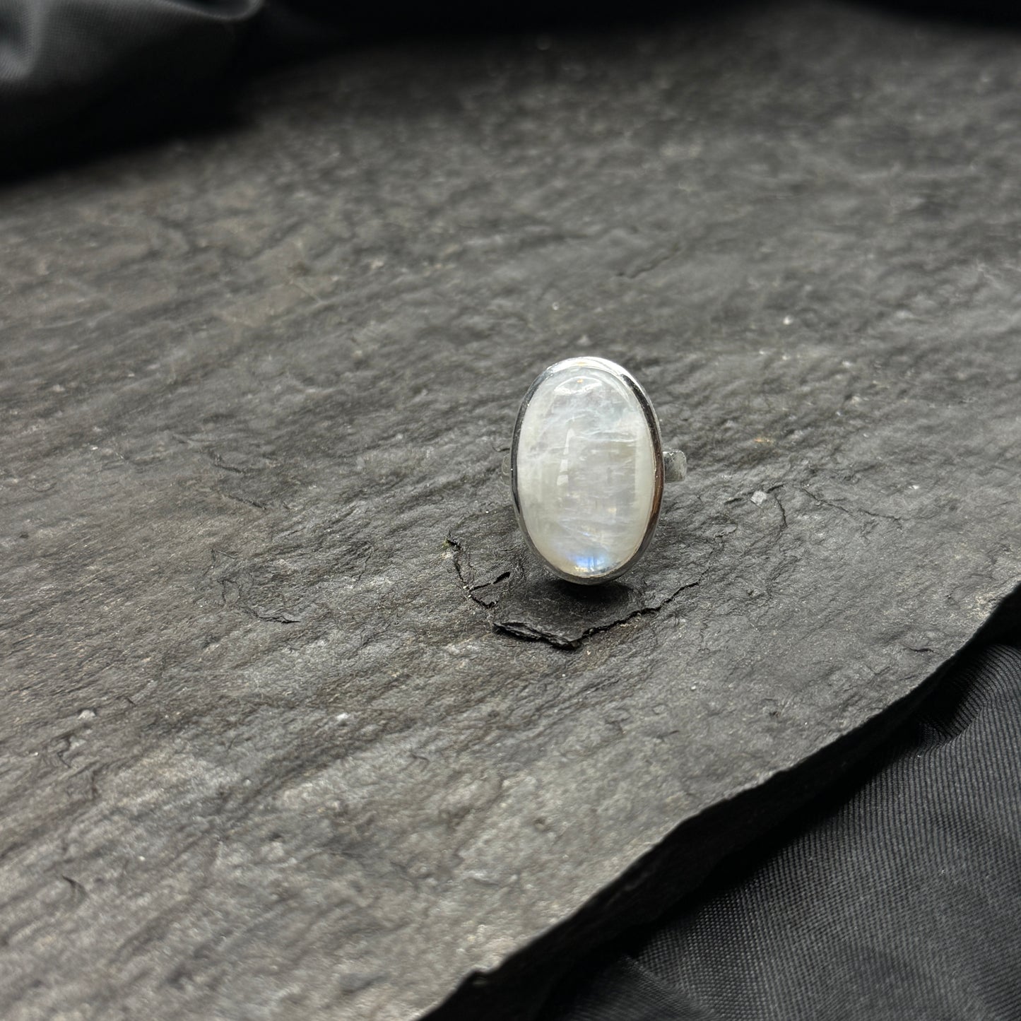 Regenbogen Mondstein Ring Größe 55