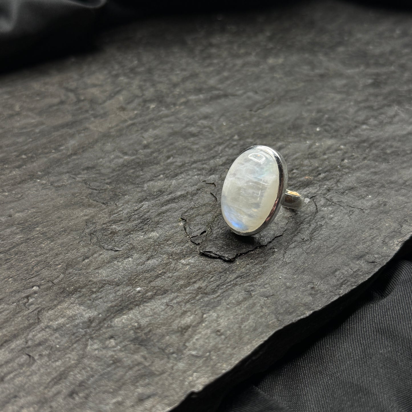 Regenbogen Mondstein Ring Größe 55