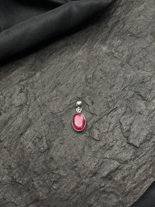 Rubin Anhänger, Tropfen, facettiert