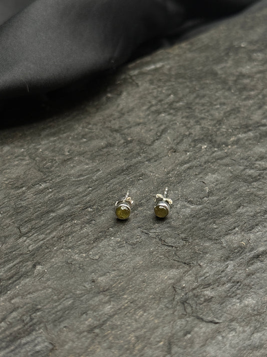 Turmalin Ohrstecker grün (Verdelith)