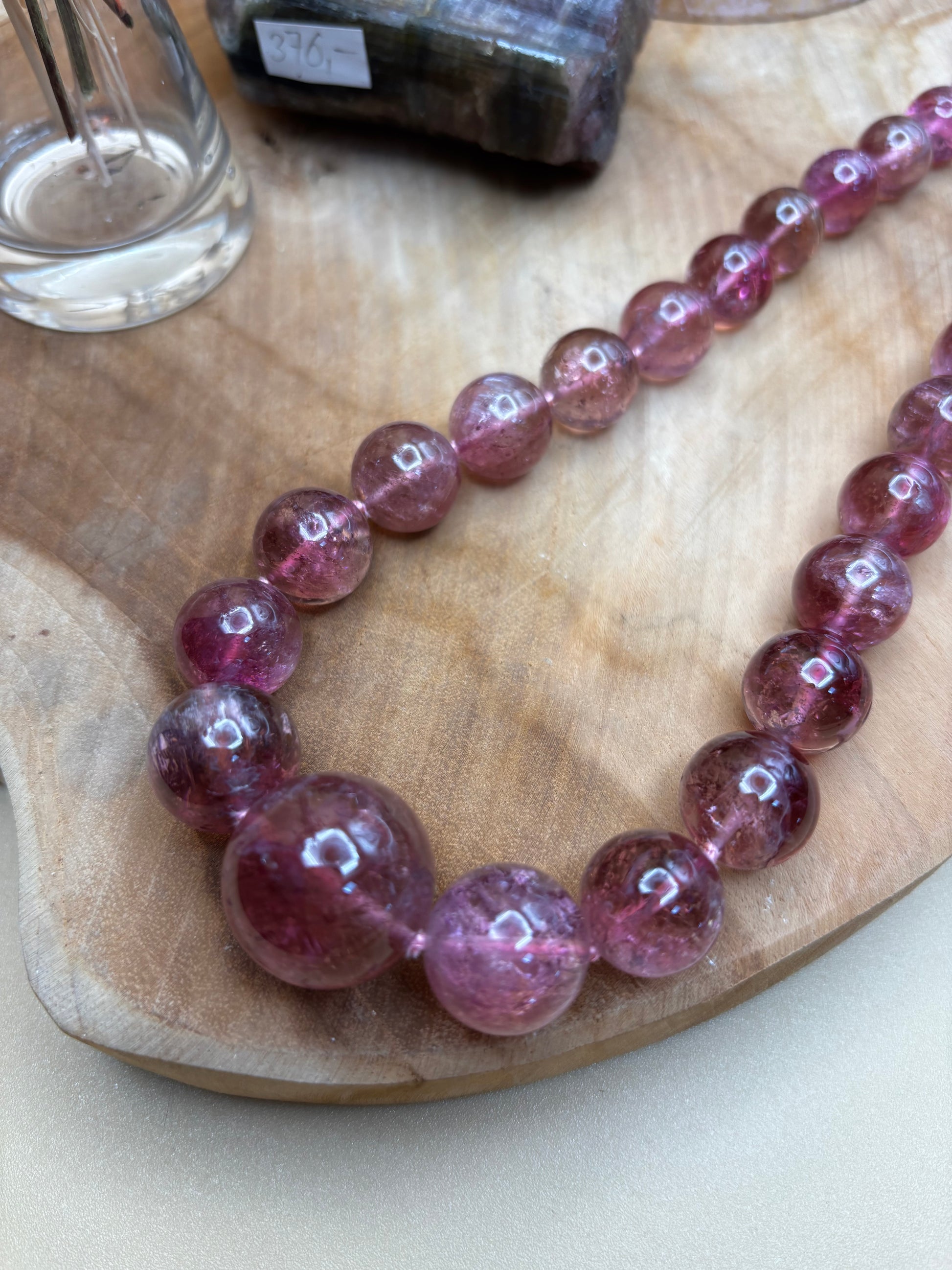 Rubellit-Kette, verlaufende Kugeln, durchscheinend - Scholz GmbH