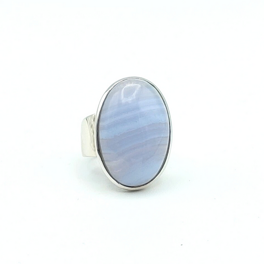 Chalcedon Ring, oval, Gr 57